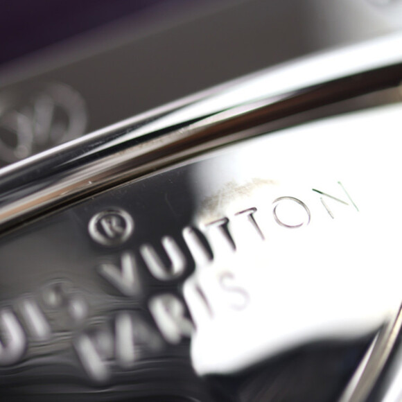 LOUIS VUITTON Silver Leather Shoulder Bag - Picture 7 of 9